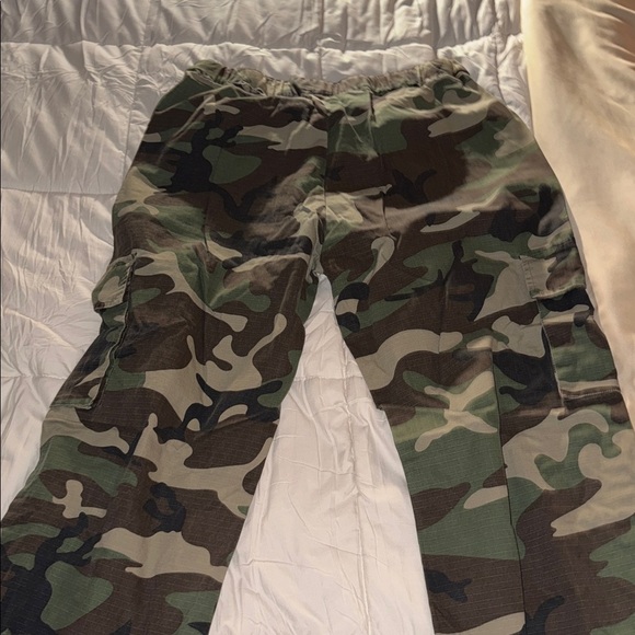 Camo Cargo Pants - Picture 2 of 5